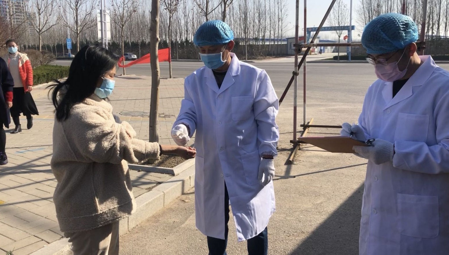 部门、校企联动实景模拟，校车安全早准备！