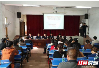 江华：开展校车驾驶员培训 为孩子们撑起“安全伞”