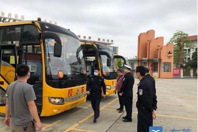 助力复课复学！全市交警部门开展校园交通安全大检查
